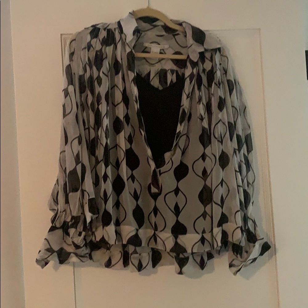 Diane von Fursteinberg black and white silk blouse